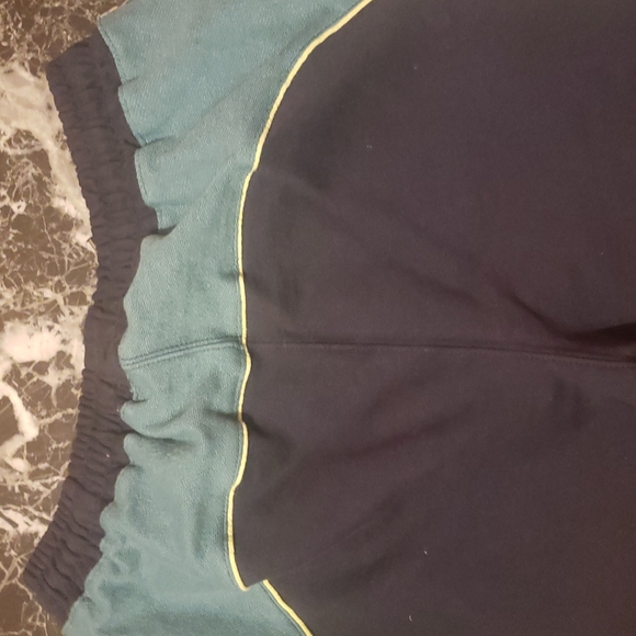 💥B2G1  FREE  Standard Cloth Moto Terry Short in Blue at Urban Outfitters - Picture 4 of 7